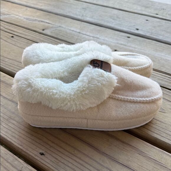 NWT Coface Women’s Size 7 Cream Beige Knit Slippers House Shoes Slip On - Picture 6 of 14